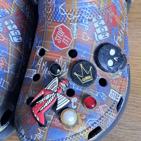 Crocs x Disney Cruella II Platform Clog Women’s Size 7 Rare HTF Multicolor Shoes - Picture 9 of 14